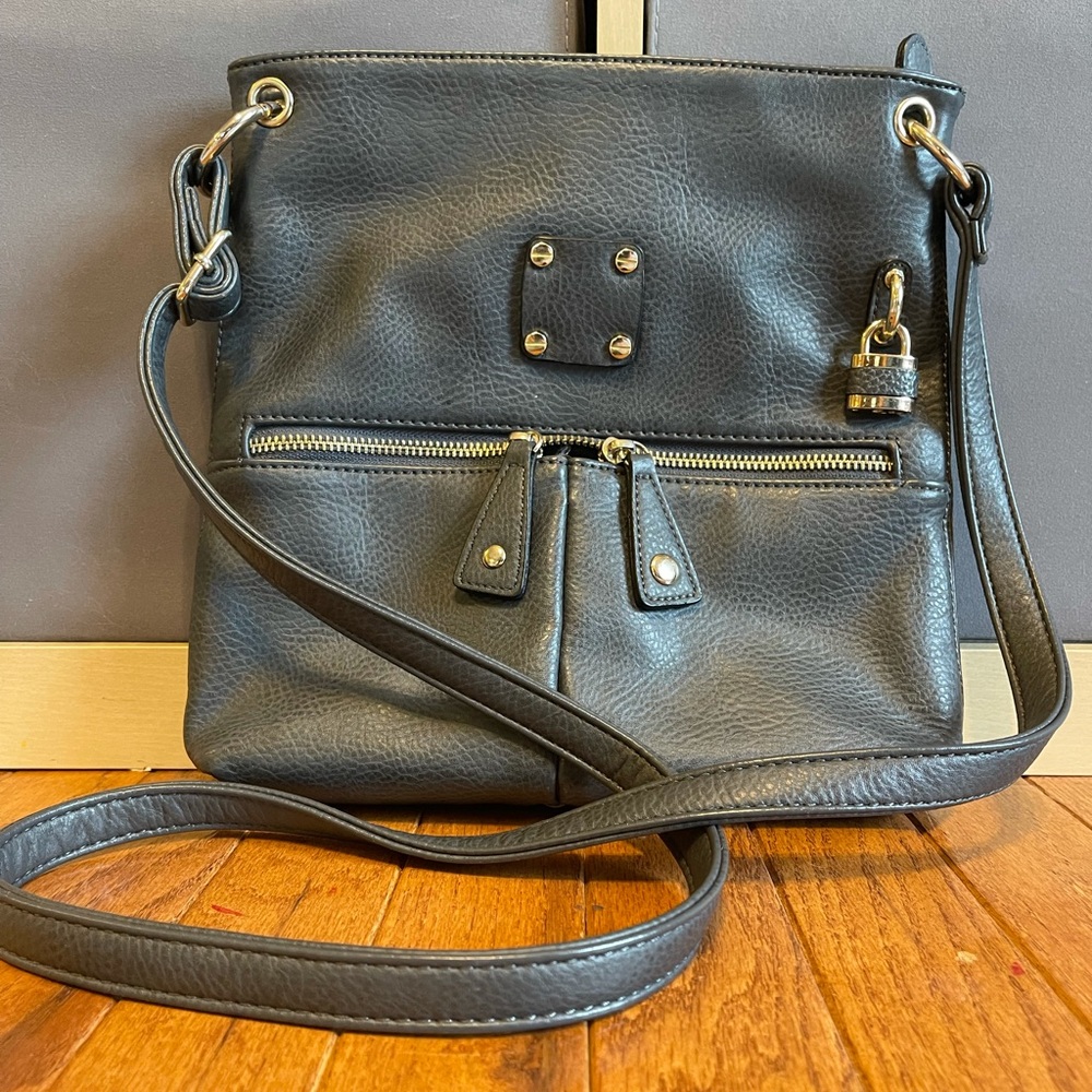 Boutique Multi-Pocket Charcoal Gray Crossbody